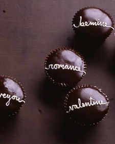 la104524_0209_val_cupcakes_l