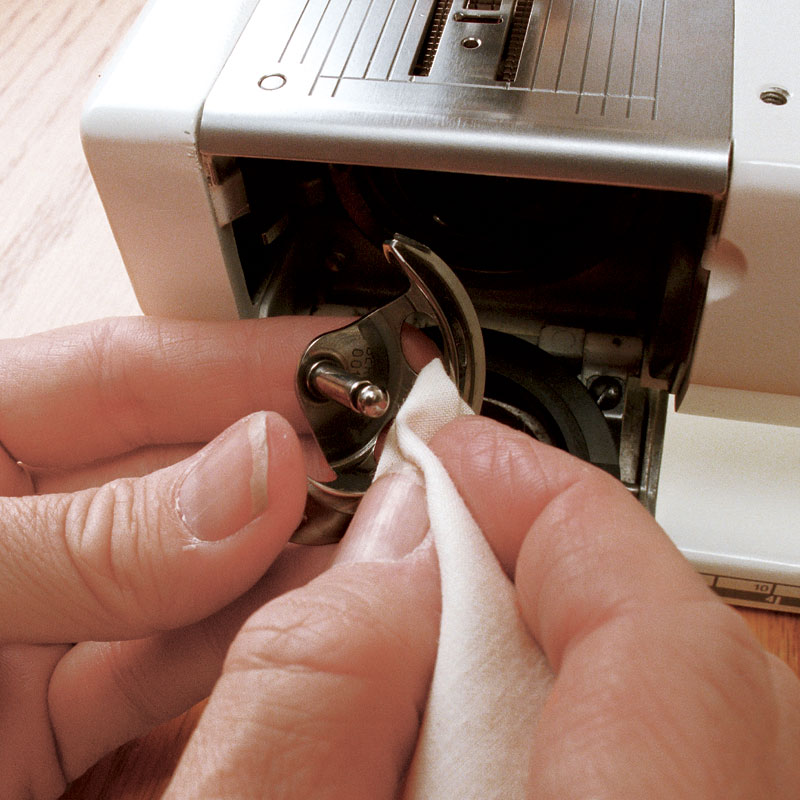 clean-sewing-machine